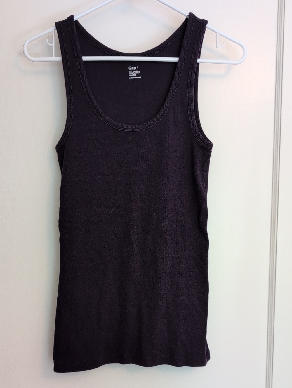 GAP Purple Ribbed Scoop Tank